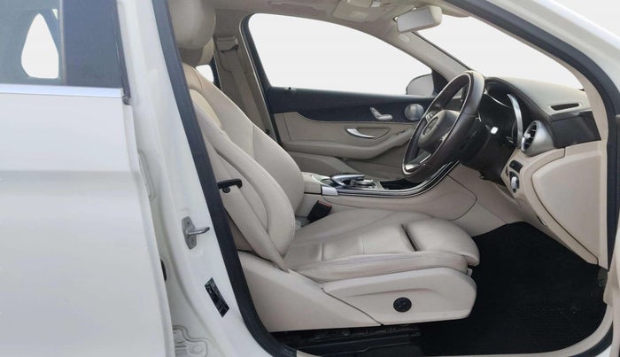 2019 Mercedes Benz GLC CLASS 220d 4MATIC , Diesel, Automatic, 54,019 km, Right Side Front Door Cabin
