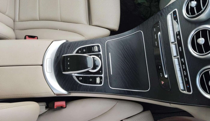 2019 Mercedes Benz GLC CLASS 220d 4MATIC , Diesel, Automatic, 54,019 km, Gear Lever