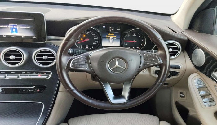 2019 Mercedes Benz GLC CLASS 220d 4MATIC , Diesel, Automatic, 54,019 km, Steering Wheel Close Up