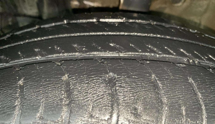 2019 Maruti New Wagon-R ZXI 1.2, Petrol, Manual, 37,164 km, Left Front Tyre Tread