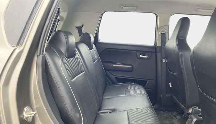 2019 Maruti New Wagon-R ZXI 1.2, Petrol, Manual, 37,164 km, Right Side Rear Door Cabin