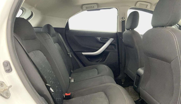 2025 Tata NEXON CREATIVE + SUNROOF 1.5 DIESEL, Diesel, Manual, 58,462 km, Right Side Rear Door Cabin