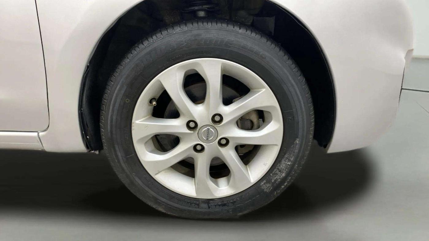 2014 Nissan Micra XV CVT, Petrol, Automatic, 63,943 km, Right Front Wheel