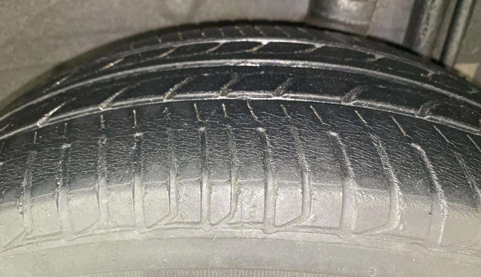 2014 Nissan Micra XV CVT, Petrol, Automatic, 63,943 km, Left Rear Tyre Tread