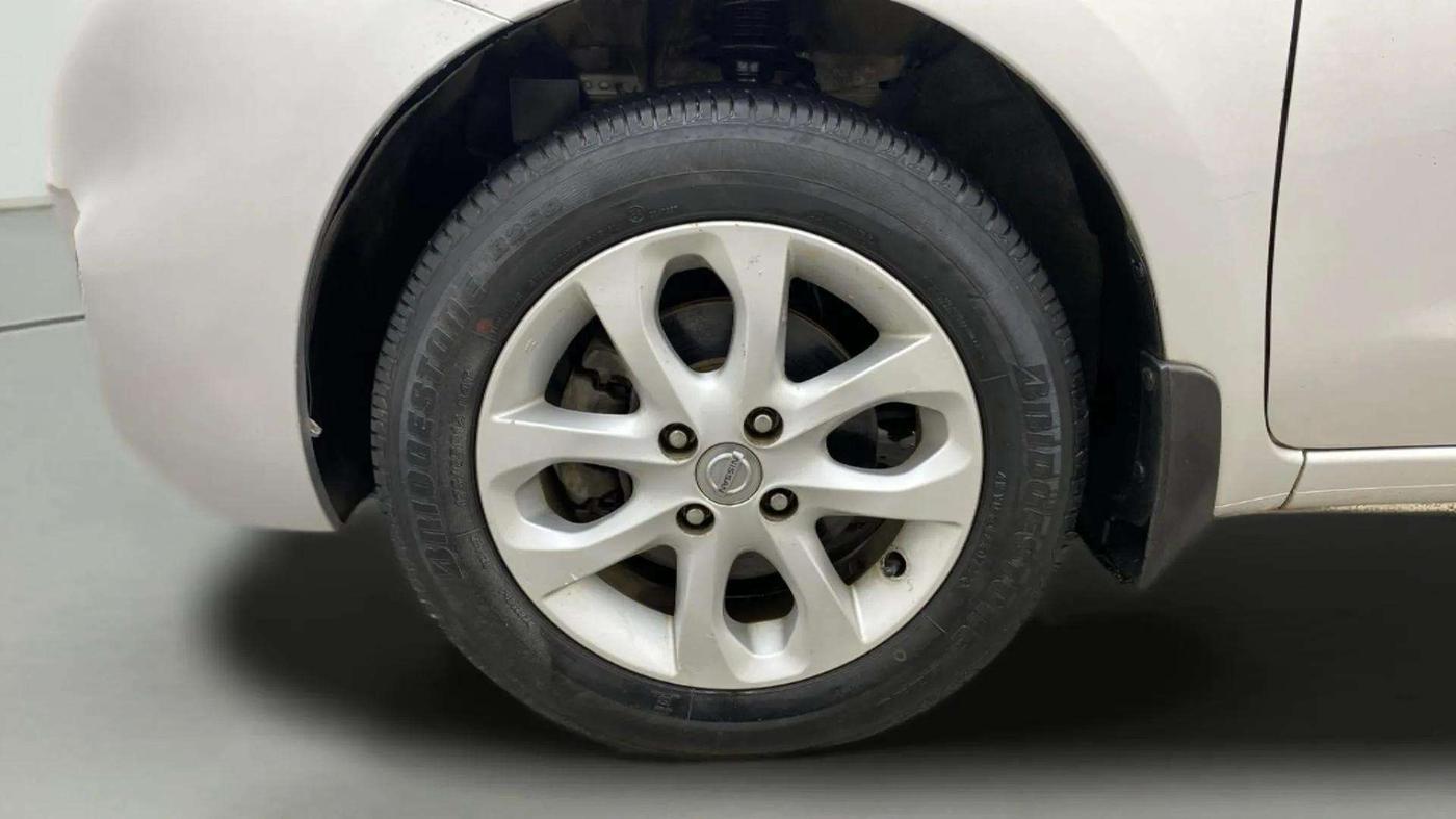 2014 Nissan Micra XV CVT, Petrol, Automatic, 63,943 km, Left Front Wheel