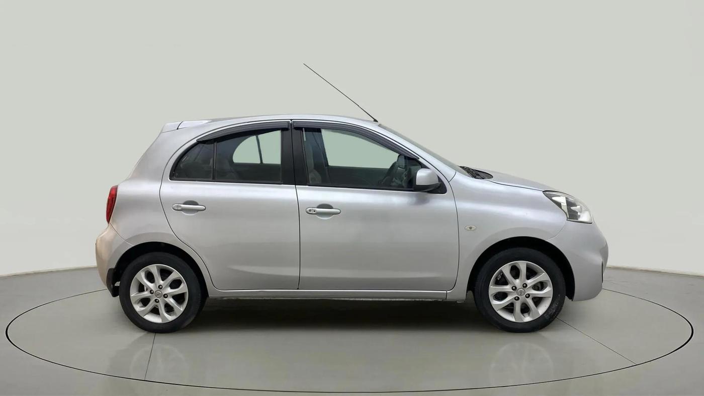2014 Nissan Micra XV CVT, Petrol, Automatic, 63,943 km, Right Side View