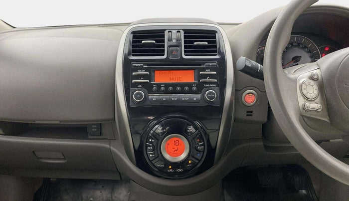 2014 Nissan Micra XV CVT, Petrol, Automatic, 63,943 km, Air Conditioner