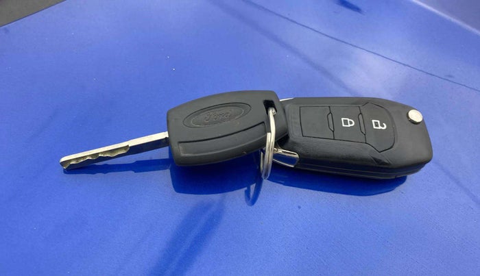 2018 Ford Ecosport TREND 1.5L DIESEL, Diesel, Manual, 1,26,489 km, Key Close Up