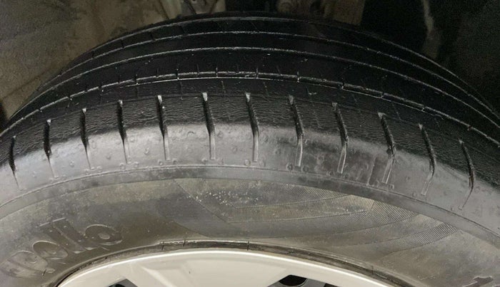 2022 Hyundai VENUE S Plus 1.2 Petrol MT, Petrol, Manual, 39,767 km, Right Front Tyre Tread