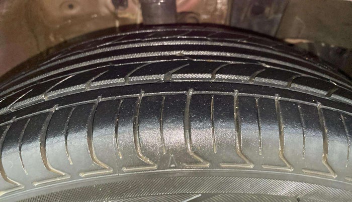 2018 Honda Amaze 1.2L I-VTEC V CVT, Petrol, Automatic, 68,610 km, Right Front Tyre Tread