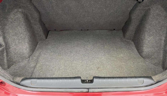 2018 Honda Amaze 1.2L I-VTEC V CVT, Petrol, Automatic, 68,610 km, Boot Inside