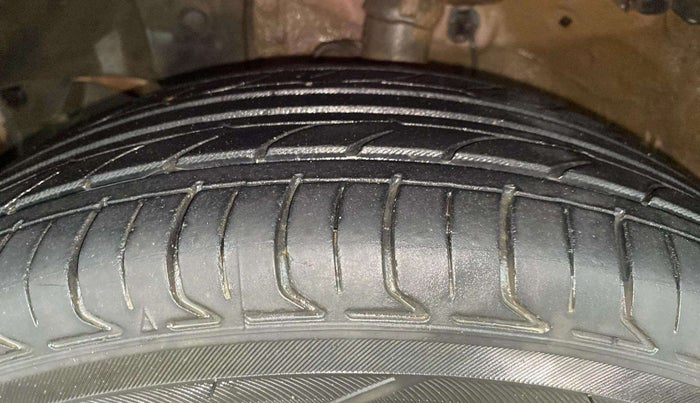 2018 Honda Amaze 1.2L I-VTEC V CVT, Petrol, Automatic, 68,610 km, Left Front Tyre Tread
