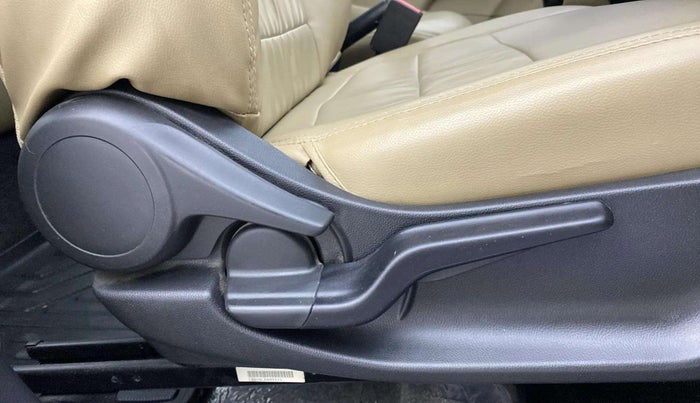 2018 Honda Amaze 1.2L I-VTEC V CVT, Petrol, Automatic, 68,610 km, Driver Side Adjustment Panel