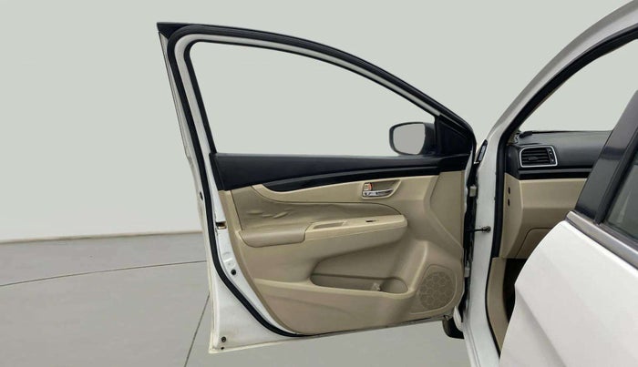 2016 Maruti Ciaz ZXI+ AT, Petrol, Automatic, 82,317 km, LHS Front Door