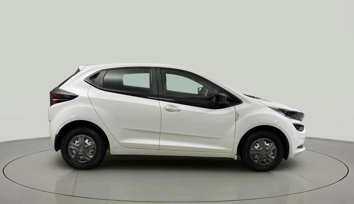 2021 Tata ALTROZ XE PETROL, Petrol, Manual, 30,849 km, Right Side View