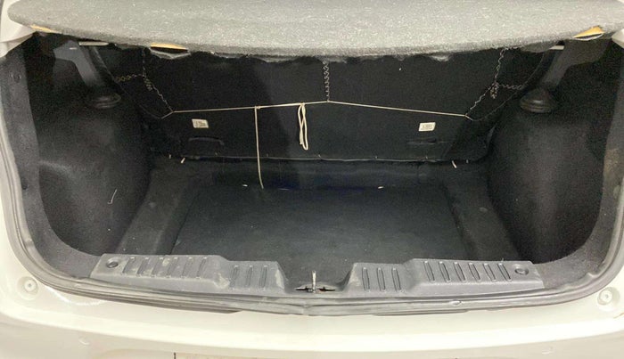 2021 Tata ALTROZ XE PETROL, Petrol, Manual, 30,849 km, Boot Inside