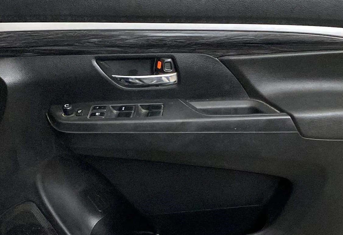 2020 Maruti XL6 ZETA MT, Petrol, Manual, 84,270 km, Driver Side Door Panels Control