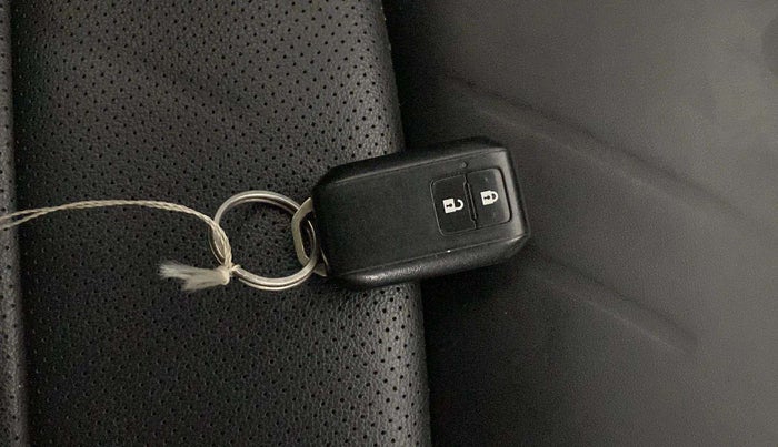 2020 Maruti XL6 ZETA MT, Petrol, Manual, 84,270 km, Key Close Up