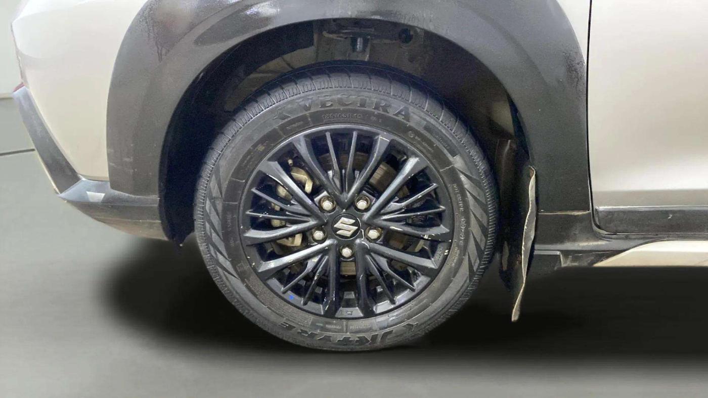 2020 Maruti XL6 ZETA MT, Petrol, Manual, 84,270 km, Left Front Wheel