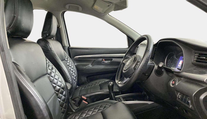 2020 Maruti XL6 ZETA MT, Petrol, Manual, 84,270 km, Right Side Front Door Cabin