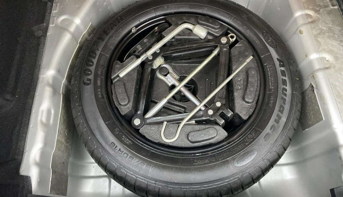 2019 Tata NEXON XM PETROL, Petrol, Manual, 77,520 km, Spare Tyre