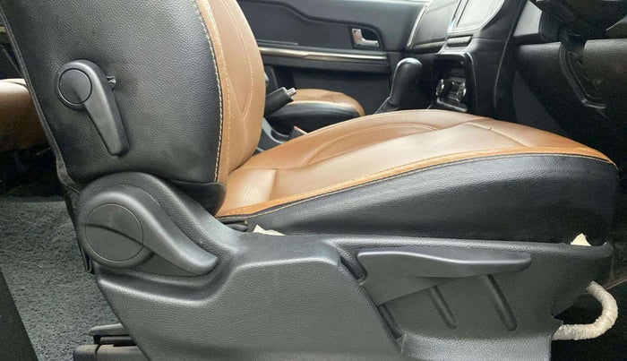 2019 Tata Hexa XTA 4X2 7 STR, Diesel, Automatic, 68,821 km, Driver Side Adjustment Panel