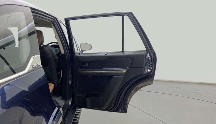 2019 Tata Hexa XTA 4X2 7 STR, Diesel, Automatic, 68,821 km, RHS Rear Door