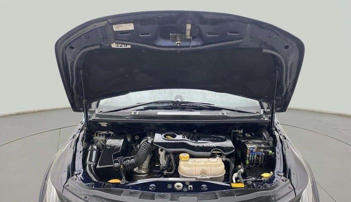 2019 Tata Hexa XTA 4X2 7 STR, Diesel, Automatic, 68,821 km, Open Bonet
