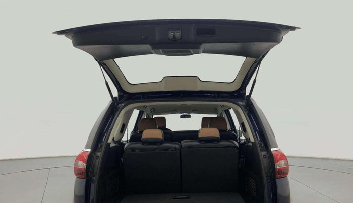 2019 Tata Hexa XTA 4X2 7 STR, Diesel, Automatic, 68,821 km, Boot Door Open