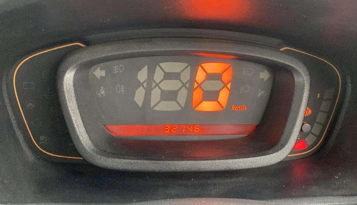 2016 Renault Kwid RXT 1.0, Petrol, Manual, 32,742 km, Odometer Image