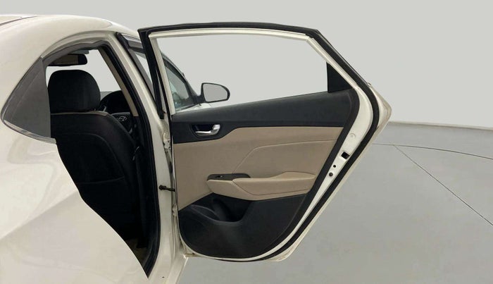 2019 Hyundai Verna 1.6 SX (O) CRDI MT, Diesel, Manual, 87,625 km, RHS Rear Door
