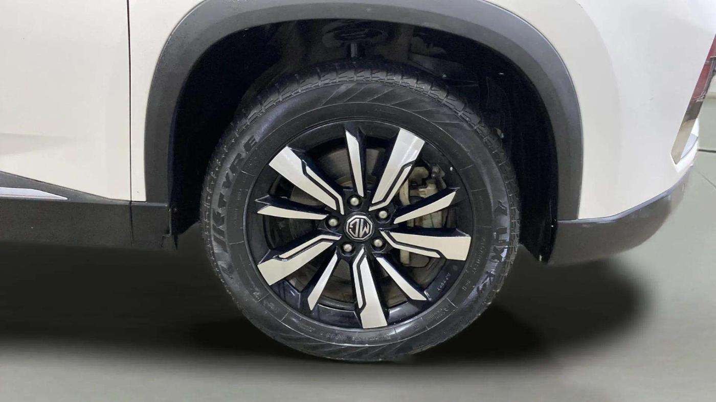 2019 MG HECTOR SHARP 1.5 DCT PETROL, Petrol, Automatic, 76,445 km, Right Front Wheel