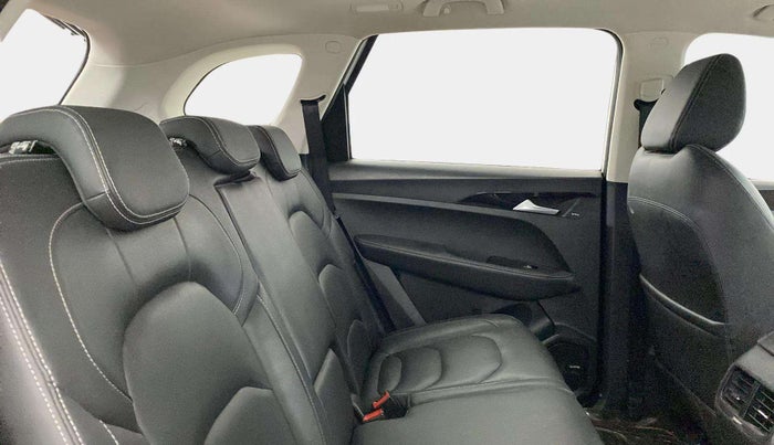2019 MG HECTOR SHARP 1.5 DCT PETROL, Petrol, Automatic, 76,445 km, Right Side Rear Door Cabin