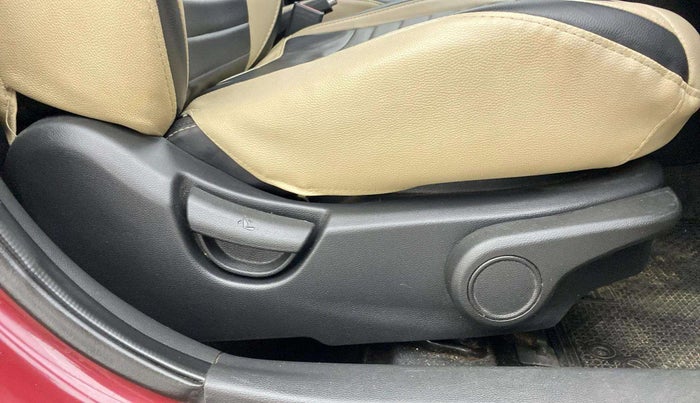 2014 Hyundai Grand i10 ASTA 1.2 KAPPA VTVT, Petrol, Manual, 46,863 km, Driver Side Adjustment Panel