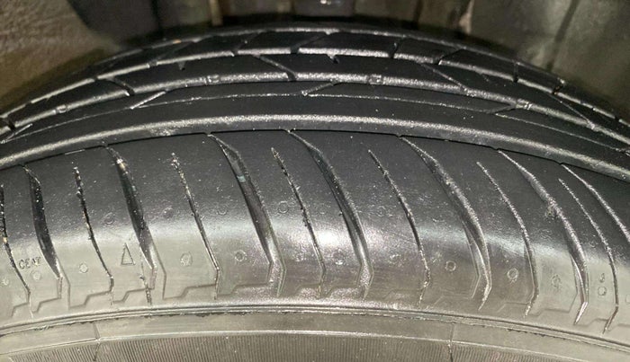 2023 Renault Kiger RXZ MT, Petrol, Manual, 62,769 km, Right Front Tyre Tread