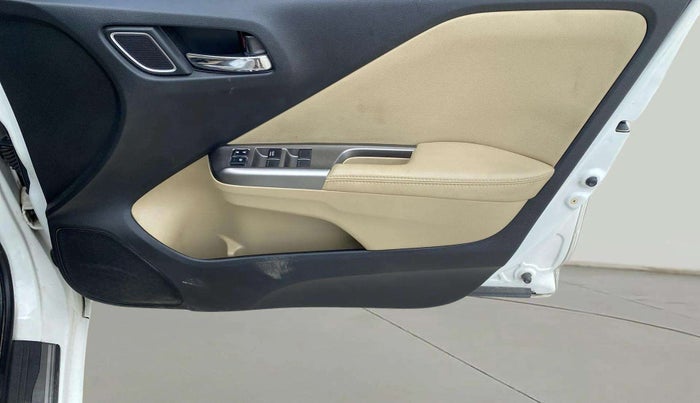 2019 Honda City 1.5L I-VTEC ZX CVT, Petrol, Automatic, 82,749 km, Driver Side Door Panels Control