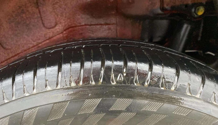 2013 Maruti Wagon R 1.0 VXI, Petrol, Manual, 73,689 km, Left Rear Tyre Tread