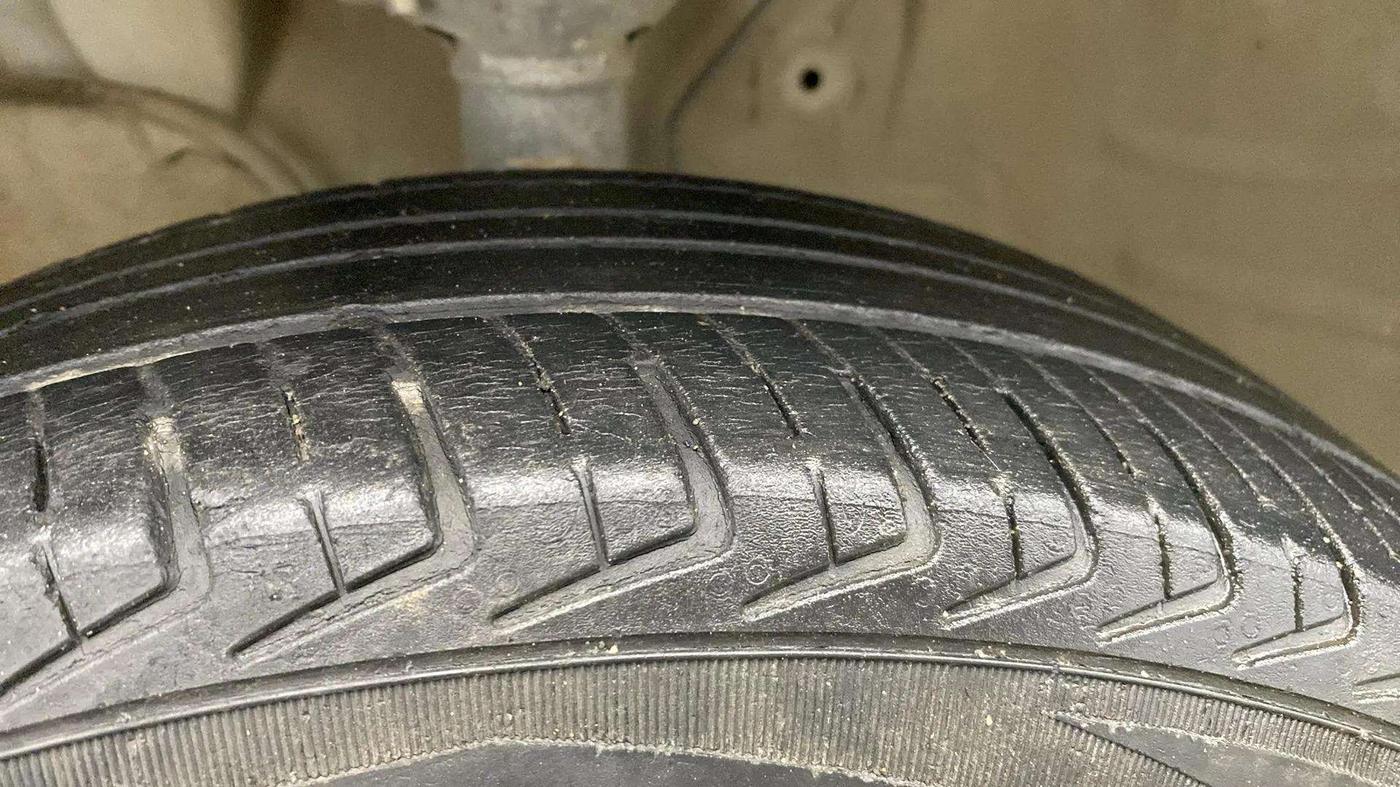 2023 Maruti New Wagon-R LXI 1.0, Petrol, Manual, 37,611 km, Left Front Tyre Tread