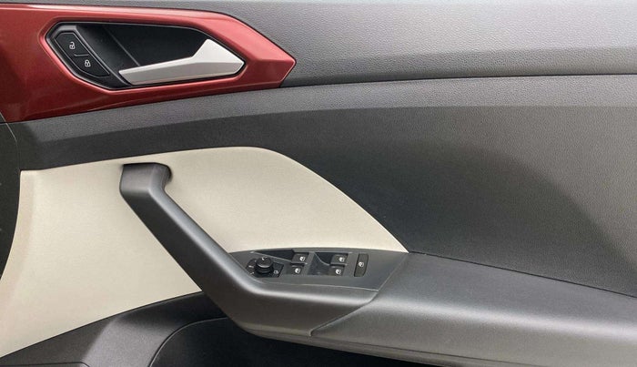 2022 Volkswagen TAIGUN GT PLUS 1.5 TSI DSG, Petrol, Automatic, 19,764 km, Driver Side Door Panels Control