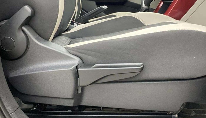 2022 Volkswagen TAIGUN GT PLUS 1.5 TSI DSG, Petrol, Automatic, 19,764 km, Driver Side Adjustment Panel