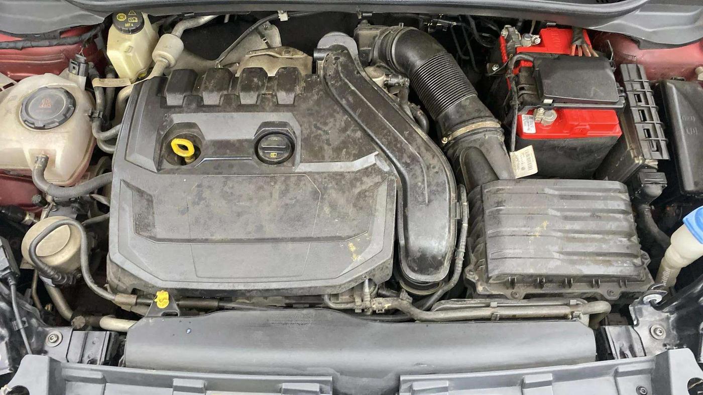 2022 Volkswagen TAIGUN GT PLUS 1.5 TSI DSG, Petrol, Automatic, 20,281 km, Engine View