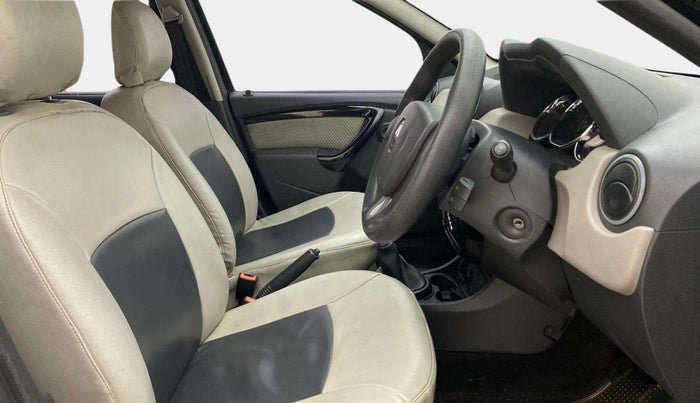 2015 Renault Duster 110 PS RXL DIESEL, Diesel, Manual, 1,04,664 km, Right Side Front Door Cabin