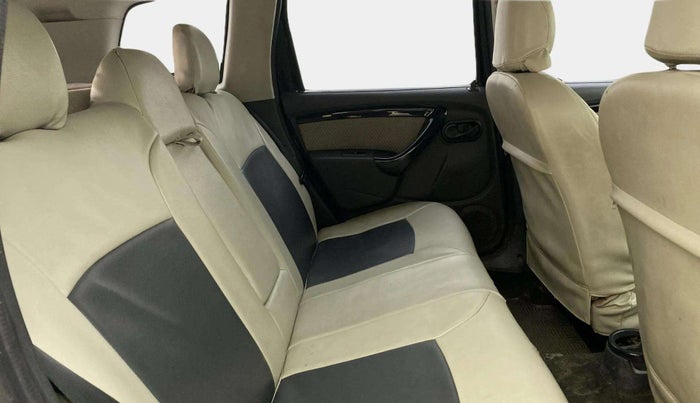 2015 Renault Duster 110 PS RXL DIESEL, Diesel, Manual, 1,04,664 km, Right Side Rear Door Cabin