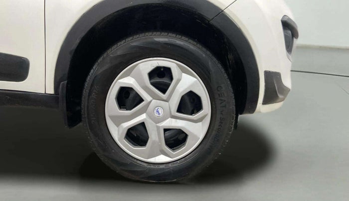 2019 Tata NEXON XMA PETROL, CNG, Automatic, 63,011 km, Right Front Wheel