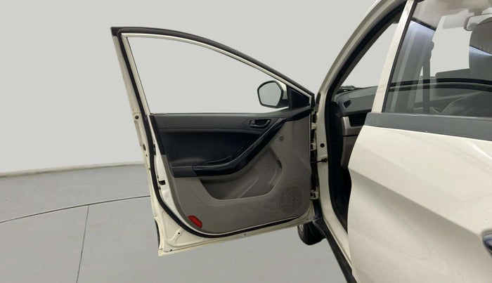 2019 Tata NEXON XMA PETROL, CNG, Automatic, 63,011 km, LHS Front Door