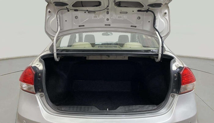 2015 Maruti Ciaz ZXI, Petrol, Manual, 53,548 km, Boot Open Zoomed View