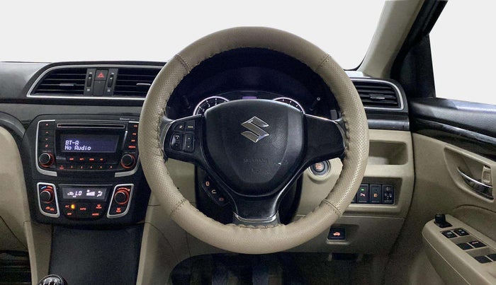 2015 Maruti Ciaz ZXI, Petrol, Manual, 53,548 km, Steering Wheel Close Up