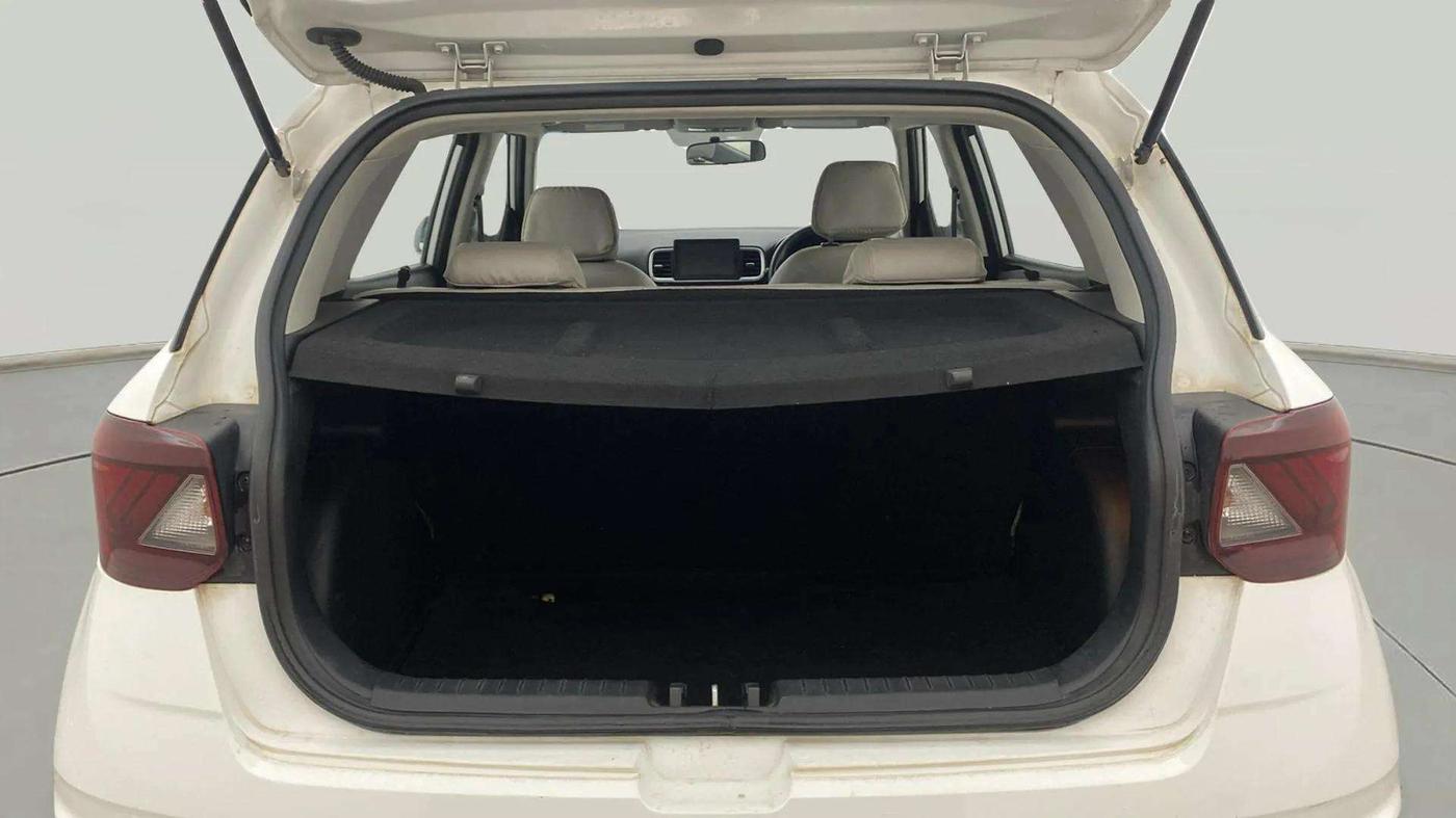 2020 Hyundai VENUE SX 1.0 TURBO IMT, Petrol, Manual, 32,924 km, Boot Inside
