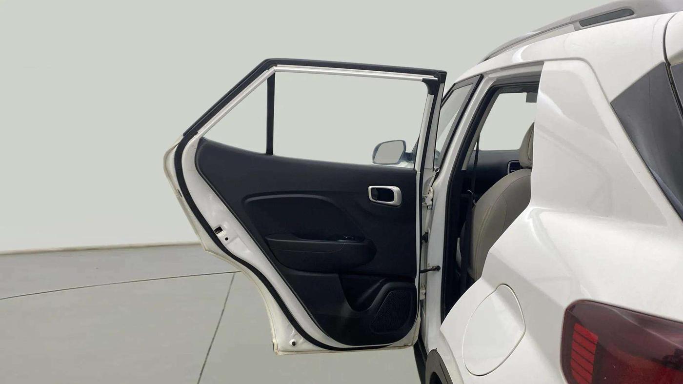 2020 Hyundai VENUE SX 1.0 TURBO IMT, Petrol, Manual, 32,924 km, LHS Rear Door