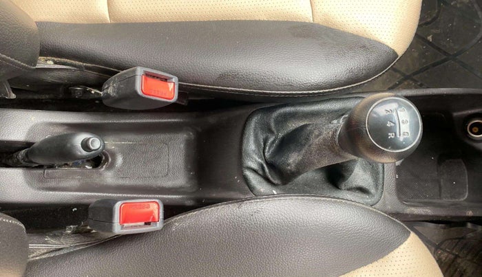 2015 Hyundai Eon ERA +, Petrol, Manual, 26,320 km, Gear Lever
